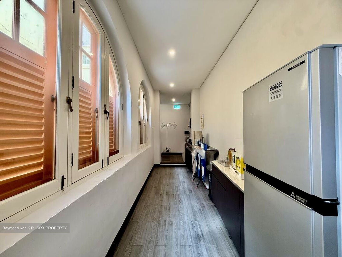 North Bridge Road (D7), Office #525693251
